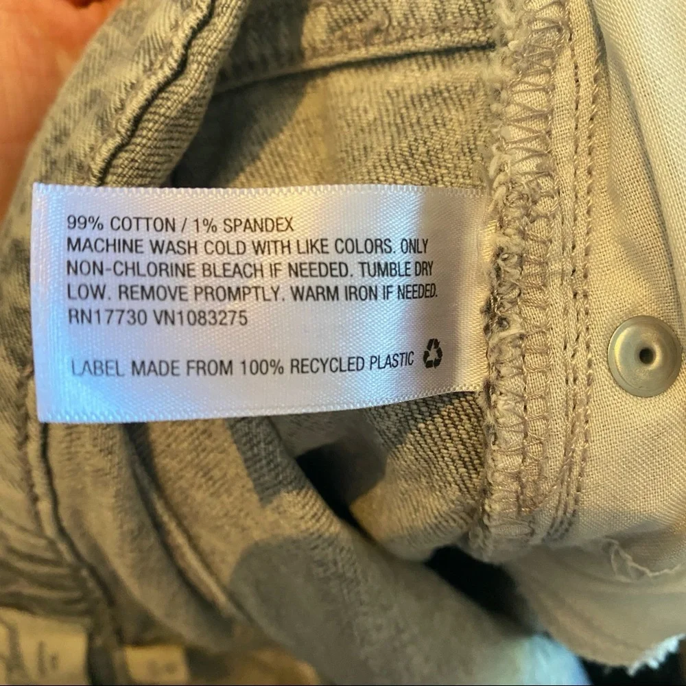Universal Thread Vintage Straight Jeans